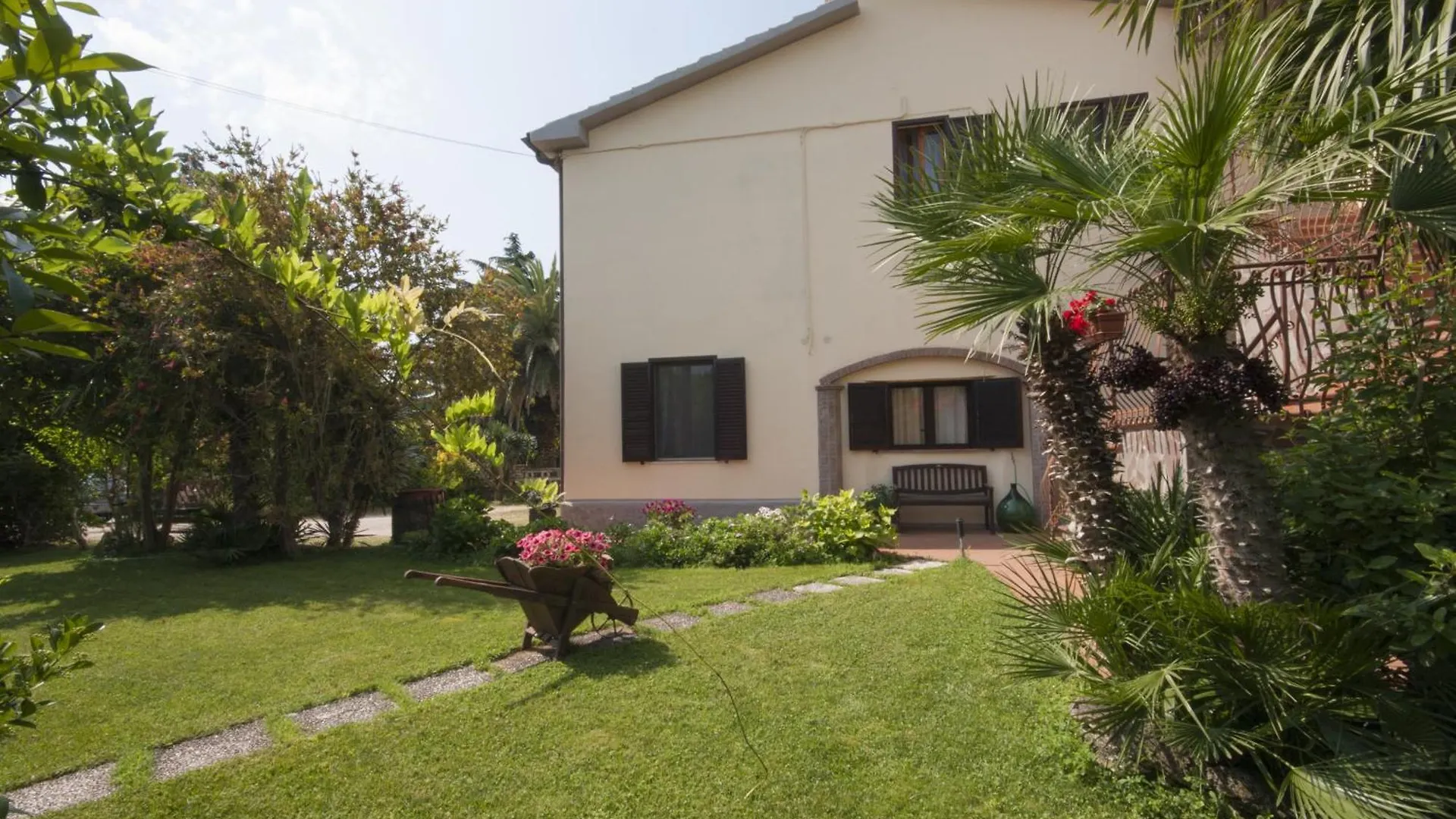 Agriturismo La Gazzella Cura Nuova